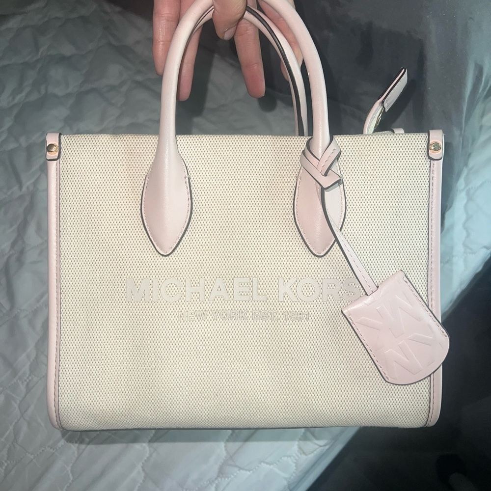 Michael Kors Medium Crossbody Tote